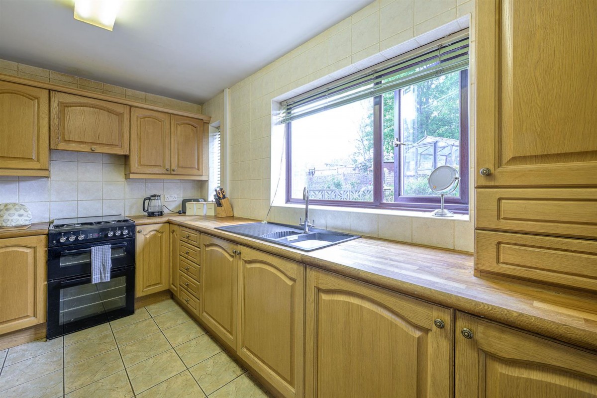 Barn Close, Cradley Heath, B64 7NQ