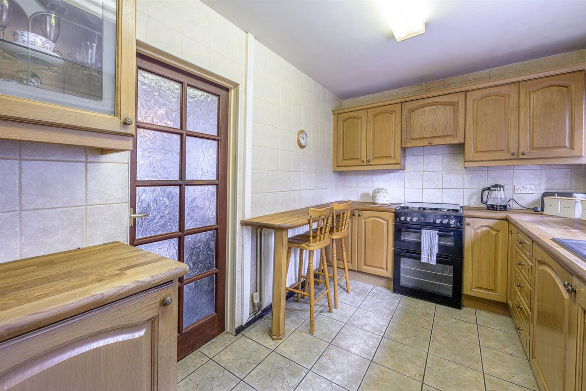 Barn Close, Cradley Heath, B64 7NQ