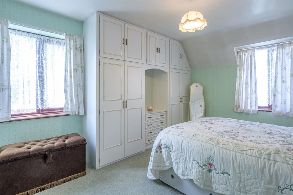 Barn Close, Cradley Heath, B64 7NQ
