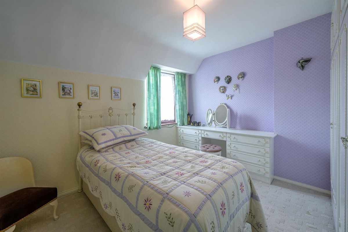 Barn Close, Cradley Heath, B64 7NQ