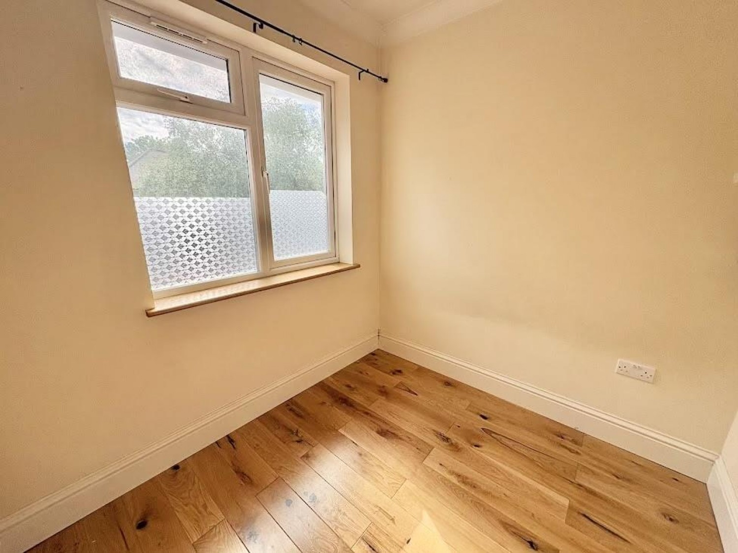 Fairdale Gardens, Hayes