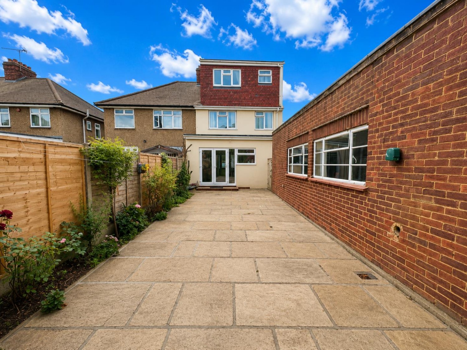 Fairdale Gardens, Hayes