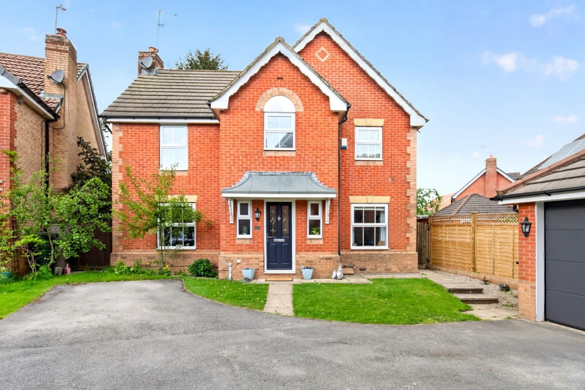 Birk Crag Court, Harrogate, HG3 2GH