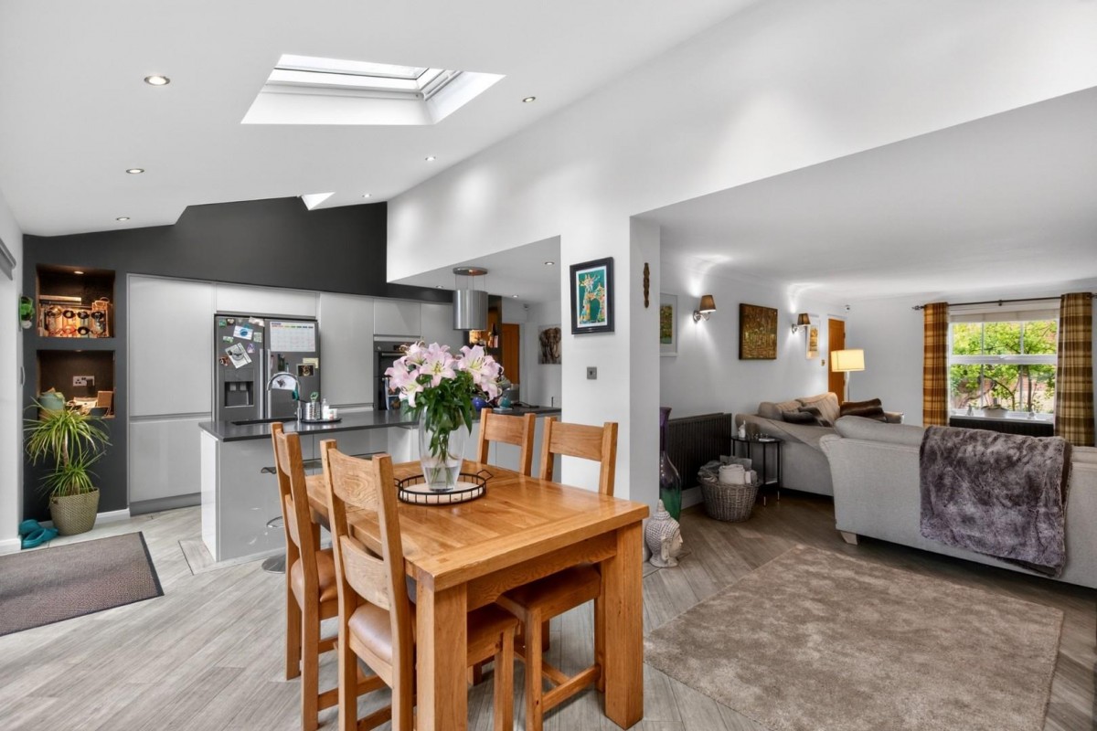 Birk Crag Court, Harrogate, HG3 2GH