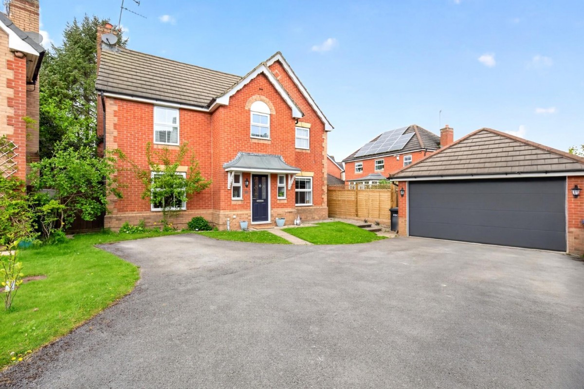 Birk Crag Court, Harrogate, HG3 2GH