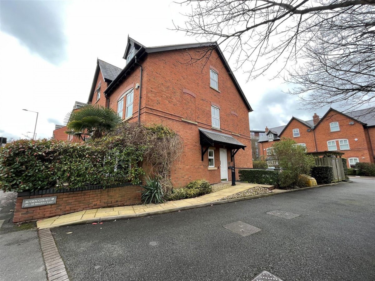 Metchley Lane, Birmingham, B17 0HT