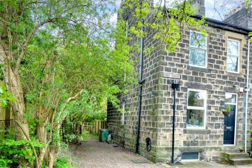 Henry Terrace, Yeadon, Leeds