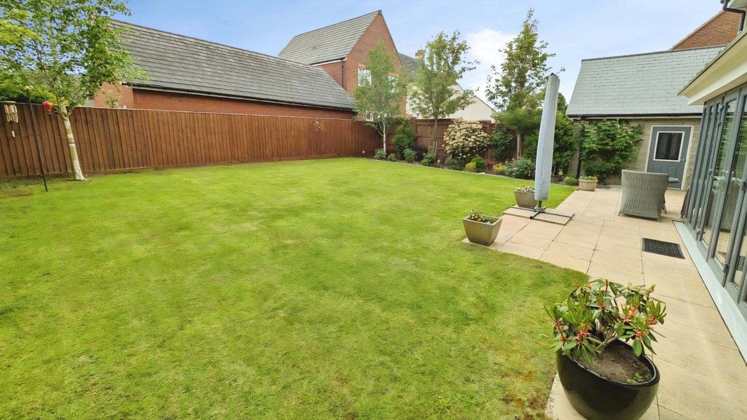 Betony Close, Charfield, Wotton-Under-Edge