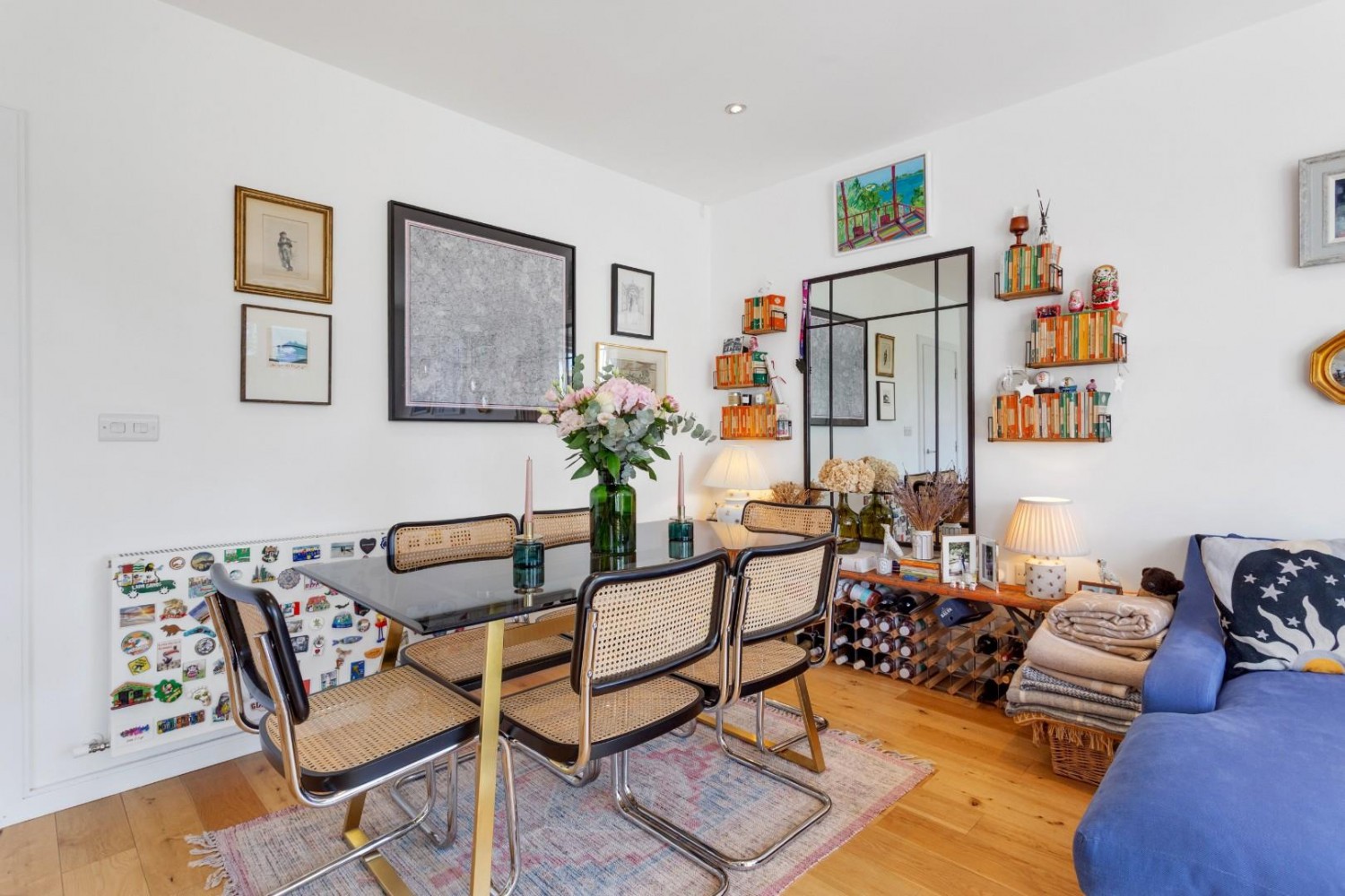 2 bedroom Flat for sale in Murrain Road, London, N4