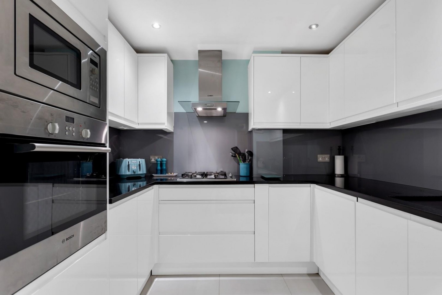 Finchley Road, Hampstead, London, NW3