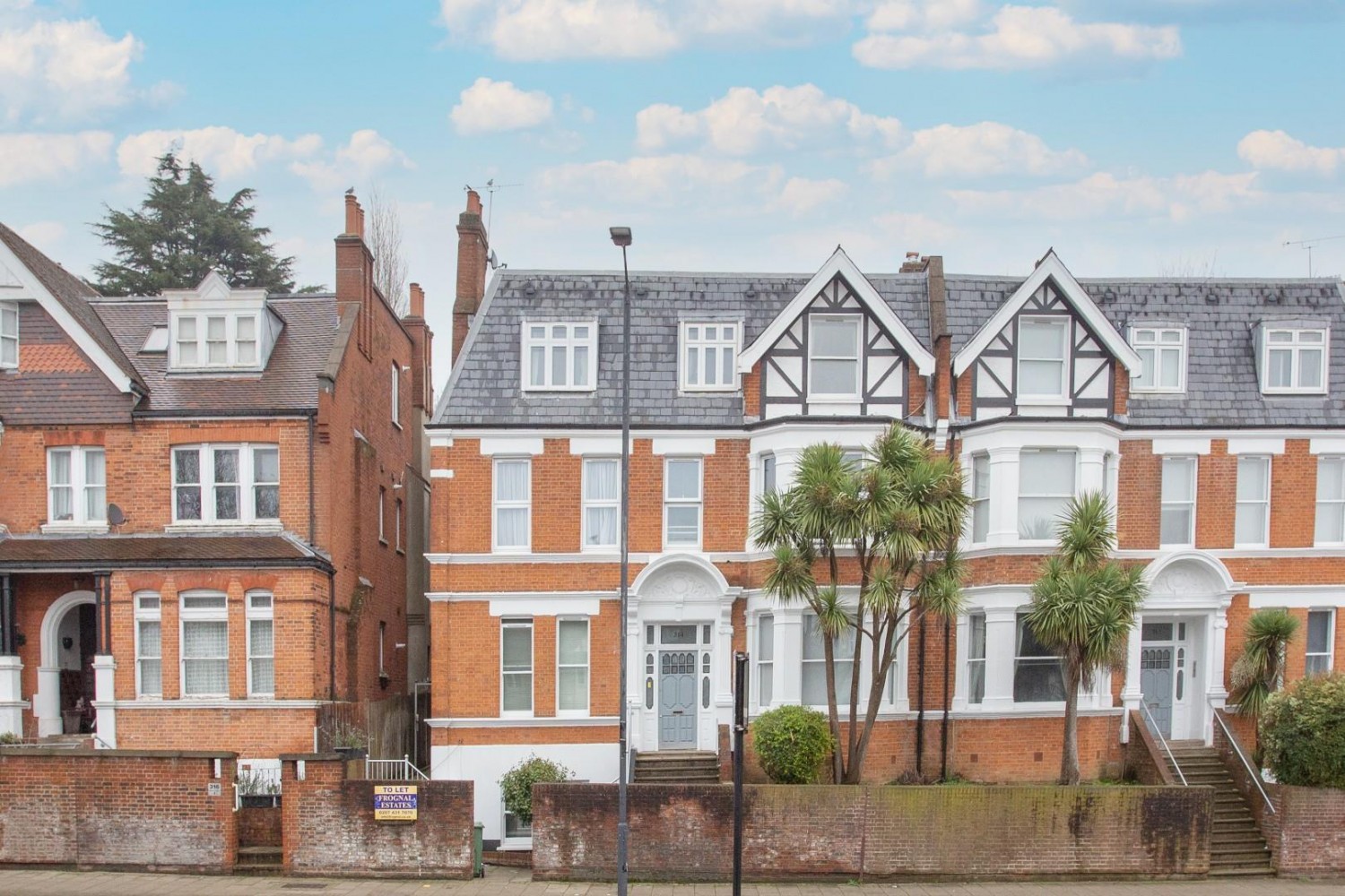 Finchley Road, Hampstead, London, NW3