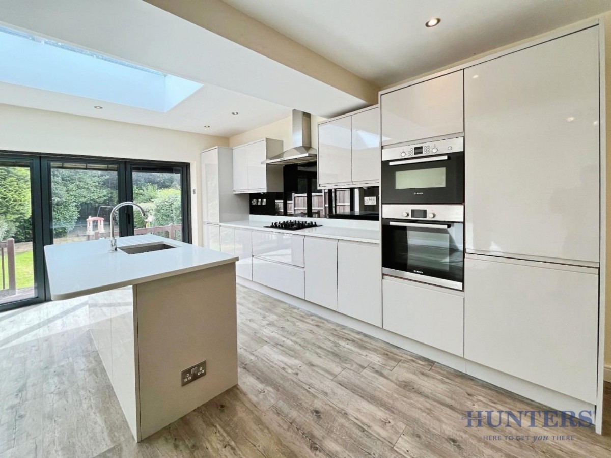 Arnold Road, Shirley, Solihull B90 3JT