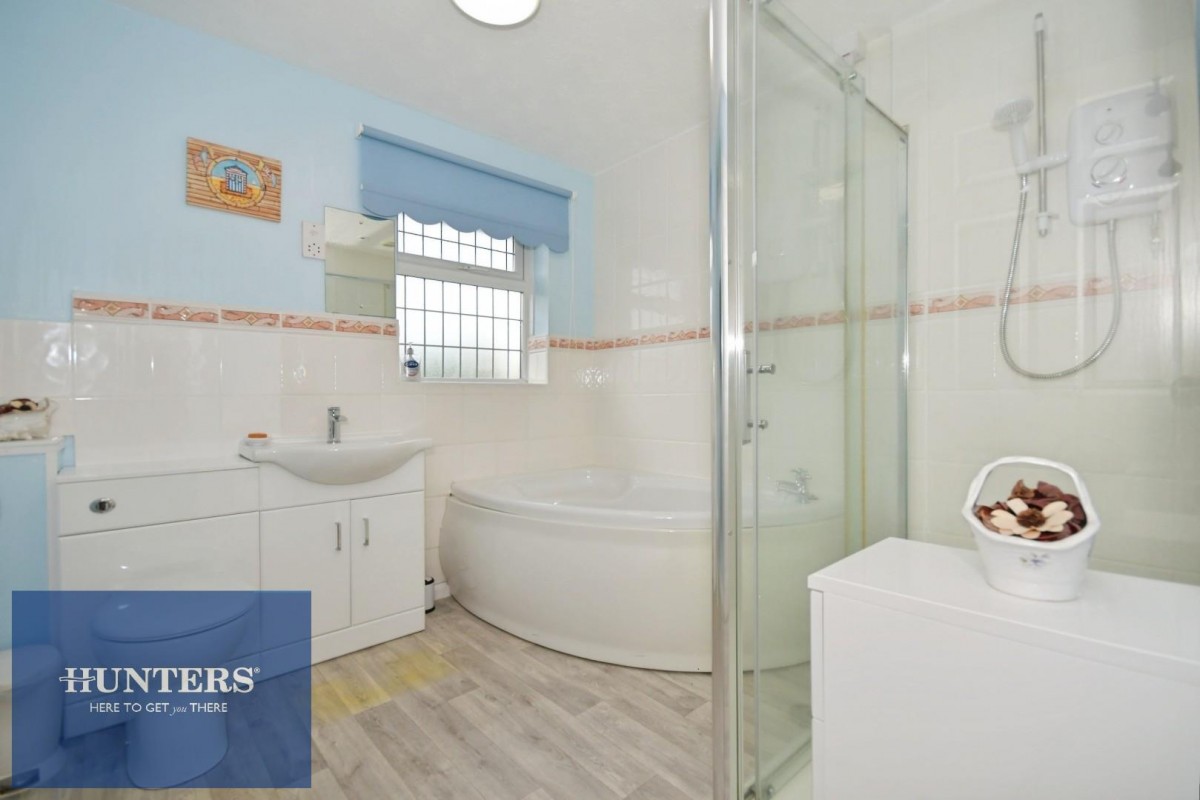 Brushfield Road, Linacre Woods, Chesterfield, S40 4XF