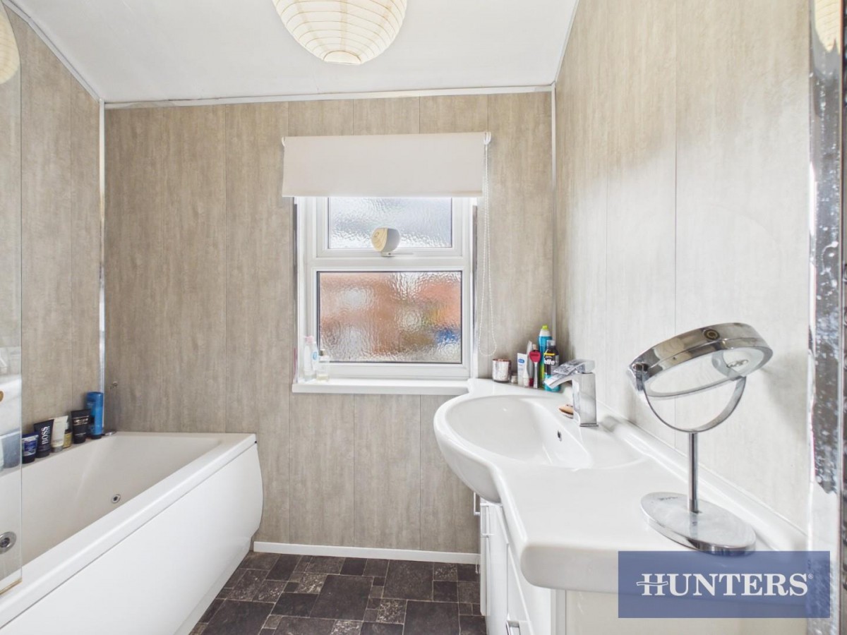 Little Burton, Brandesburton, Driffield