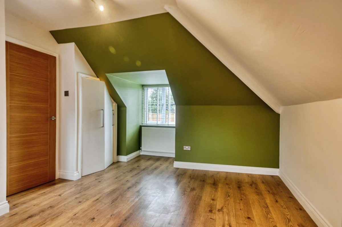 12 The Dell, Tamworth