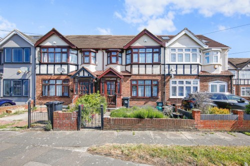 Gresham Drive, Chadwell Heath, RM6