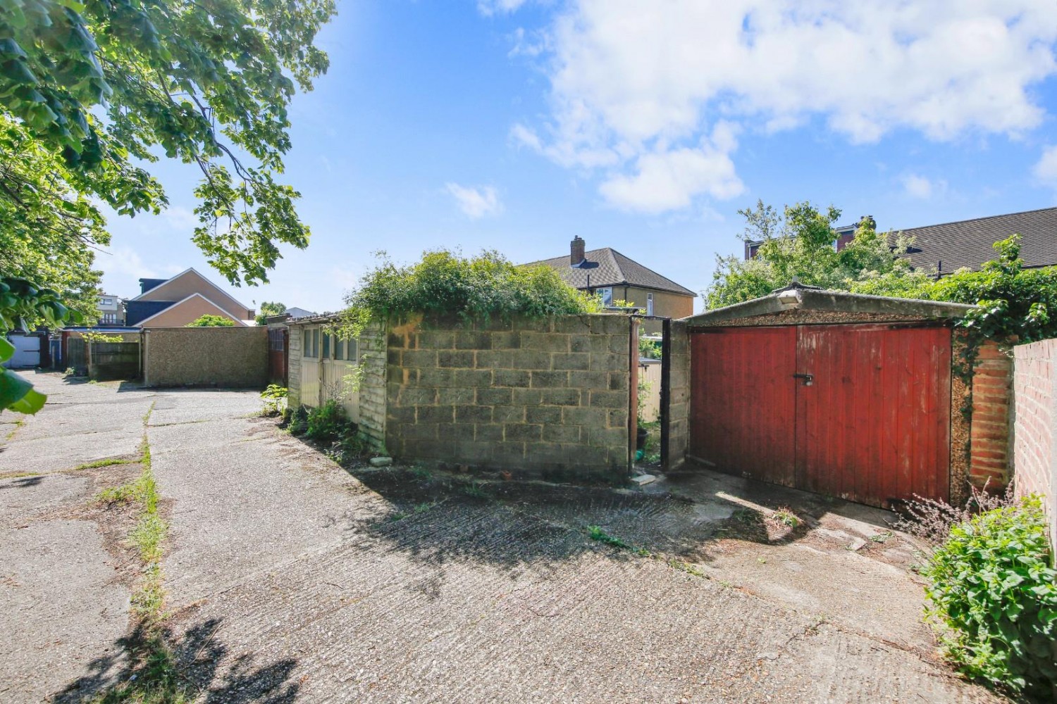 Gresham Drive, Chadwell Heath, RM6