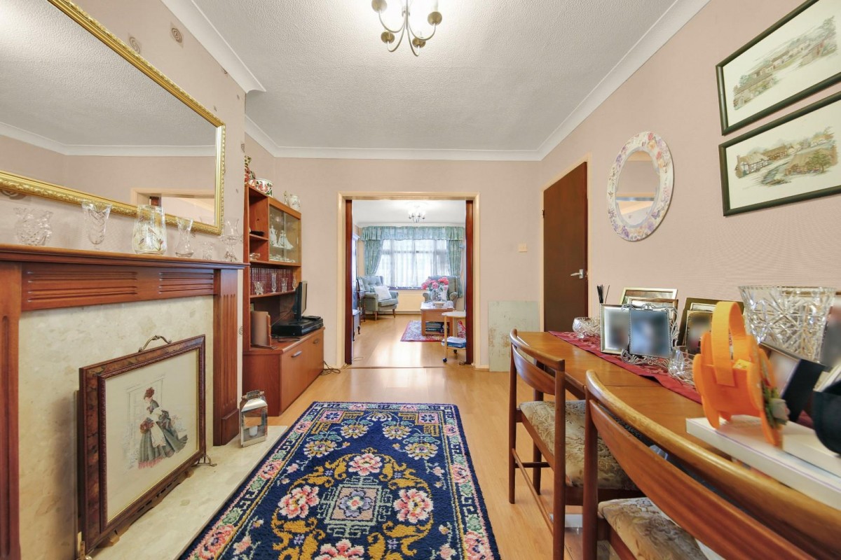 Gresham Drive, Chadwell Heath, RM6