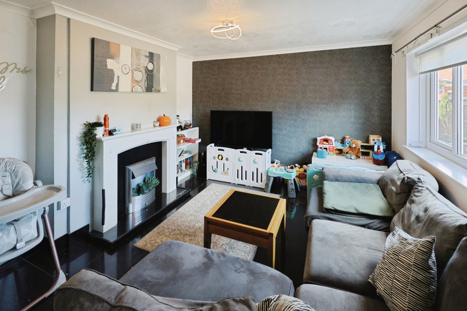 2 bedroom House for sale in Ullswater Road, Ferryhill, DL17 8HH