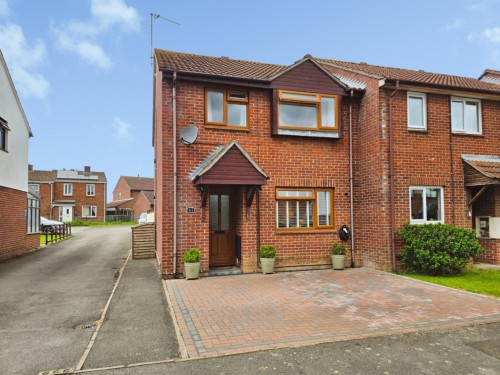 Broadfield Road, Eastington, Stonehouse