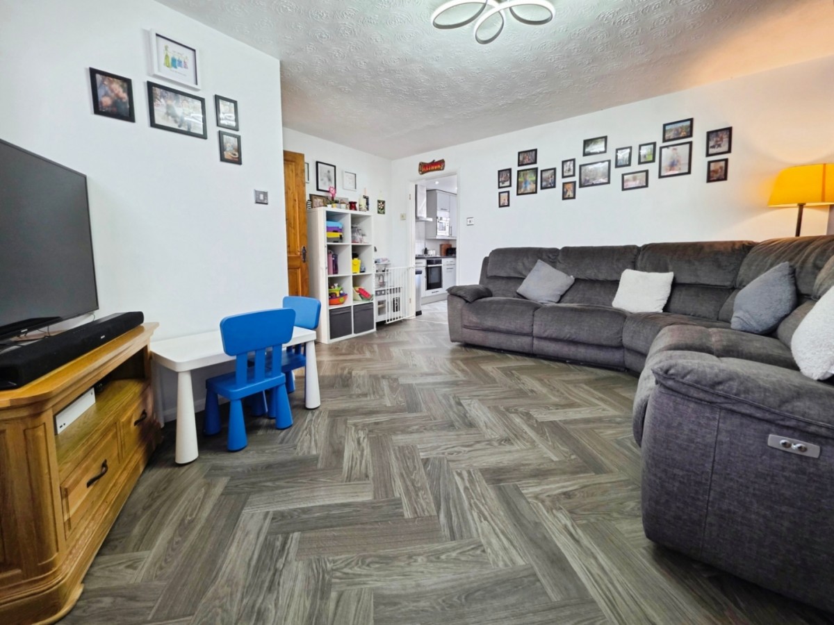 Broadfield Road, Eastington, Stonehouse