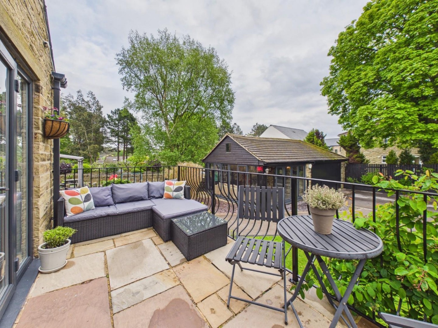 Otley Road, Eldwick