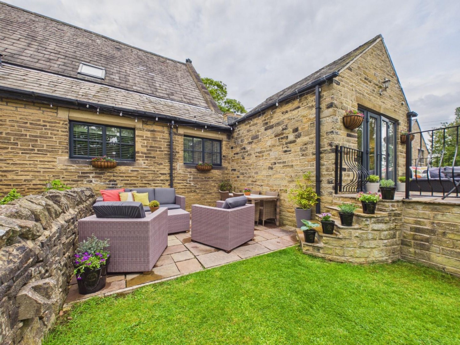 Otley Road, Eldwick