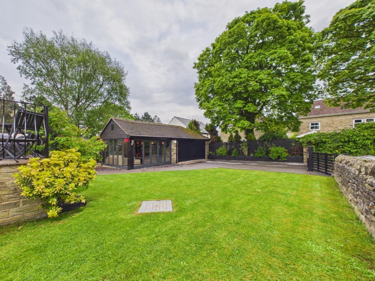 Otley Road, Eldwick
