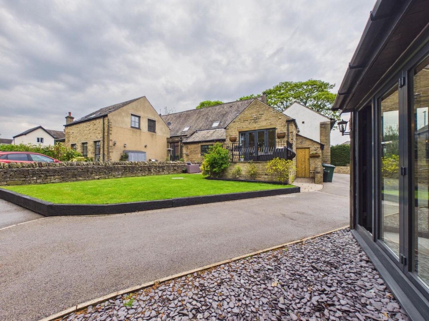 Otley Road, Eldwick