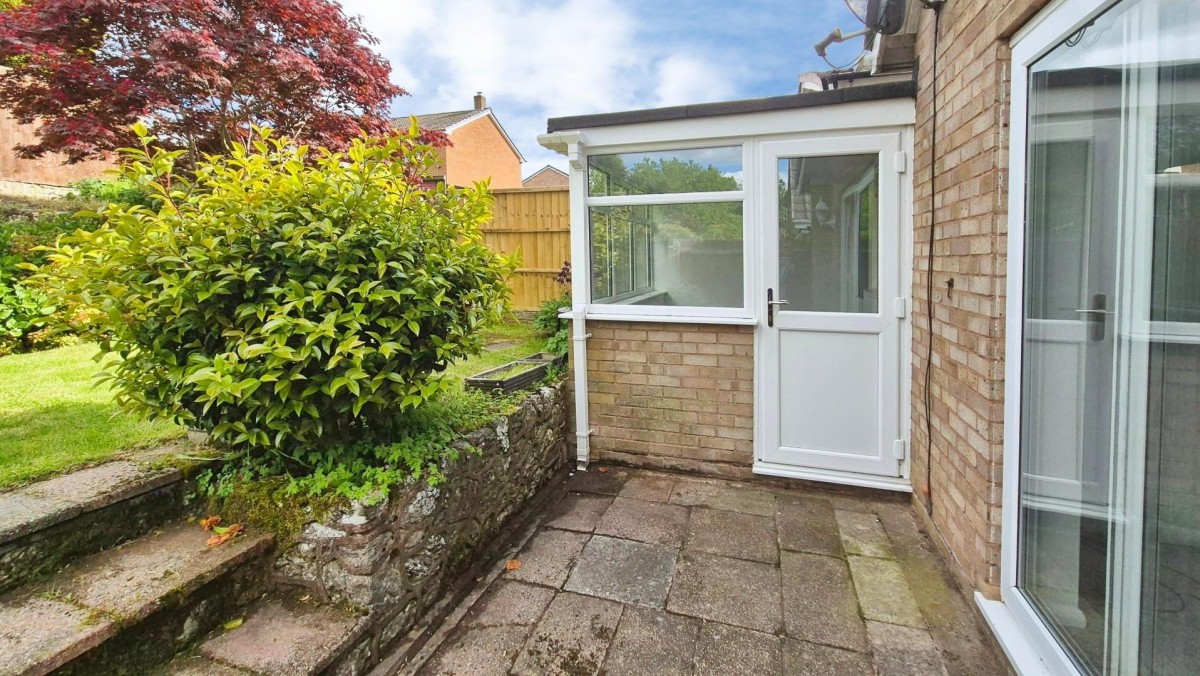 Lambert Drive, Burntwood, WS7 2DR