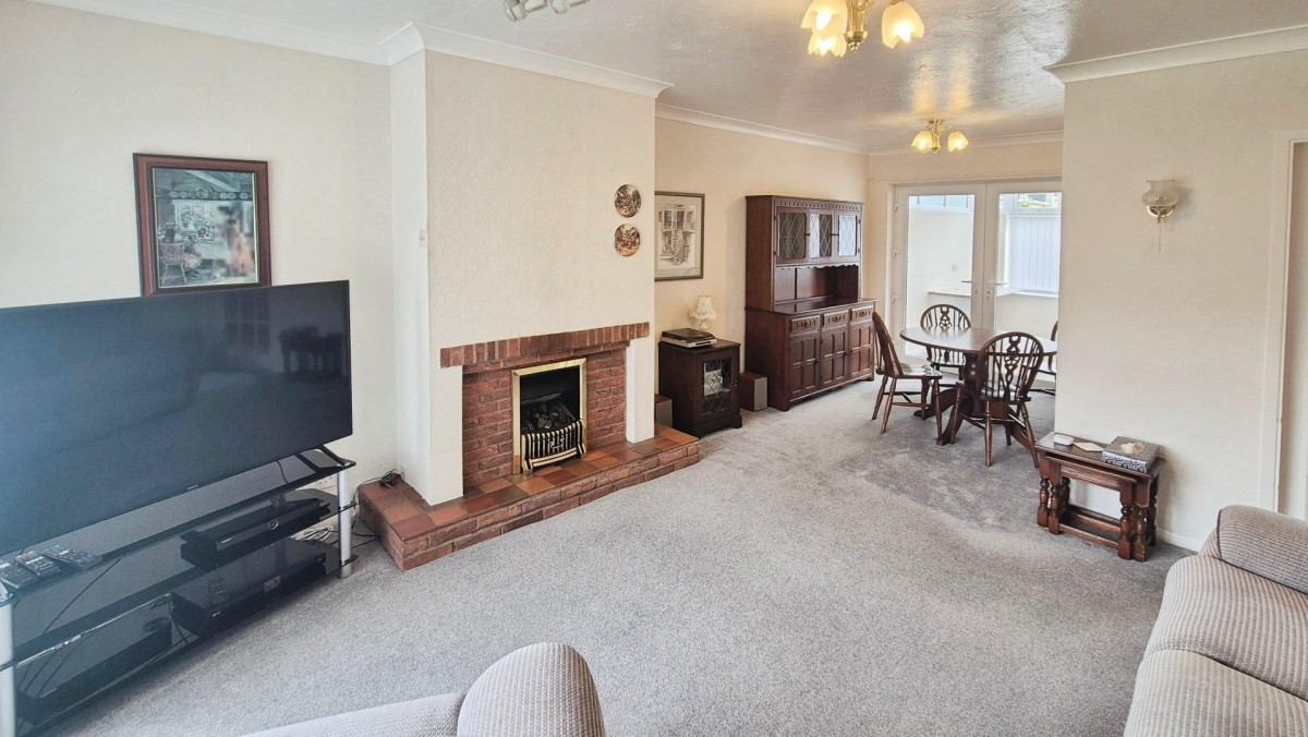 Redwood Drive, Burntwood