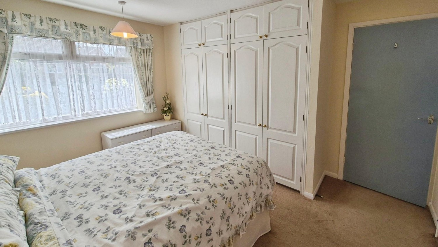 Redwood Drive, Burntwood