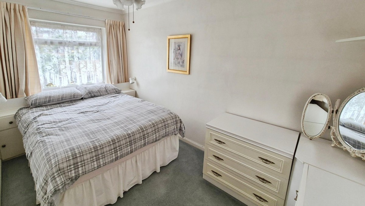 Redwood Drive, Burntwood