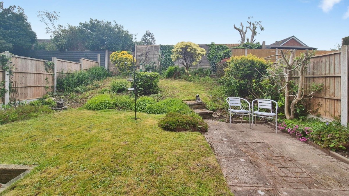 Redwood Drive, Burntwood