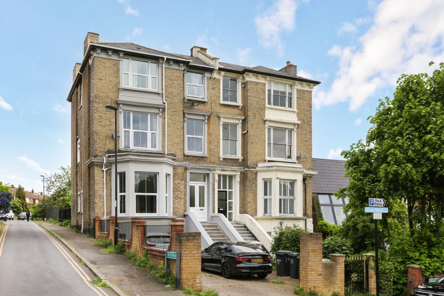 Manor Mount, London