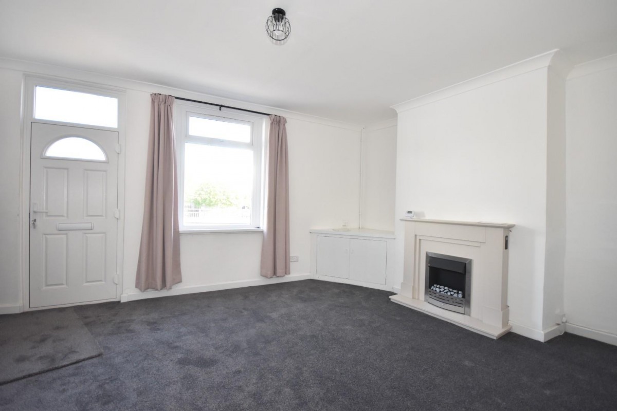 Sheffield Road, Whittington Moor, Chesterfield, S41 8LE
