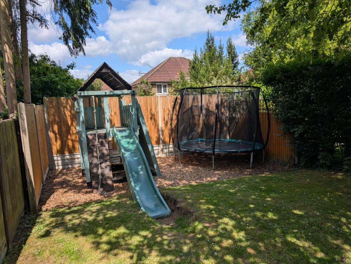 Whiteheath Avenue, Ruislip