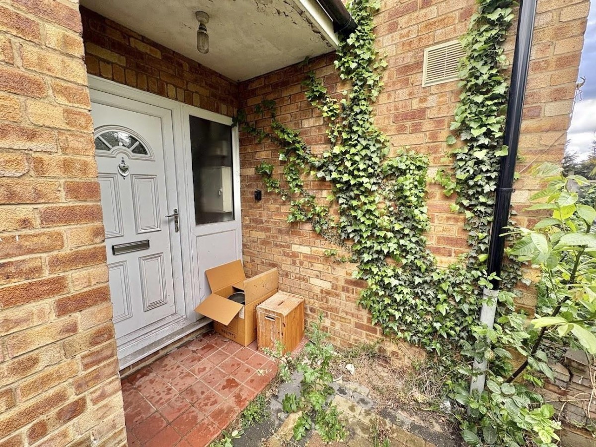 West End Lane, Harlington, Hayes