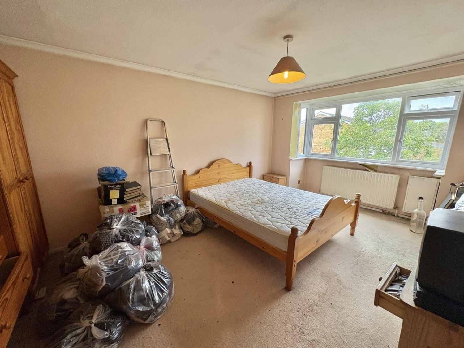 West End Lane, Harlington, Hayes