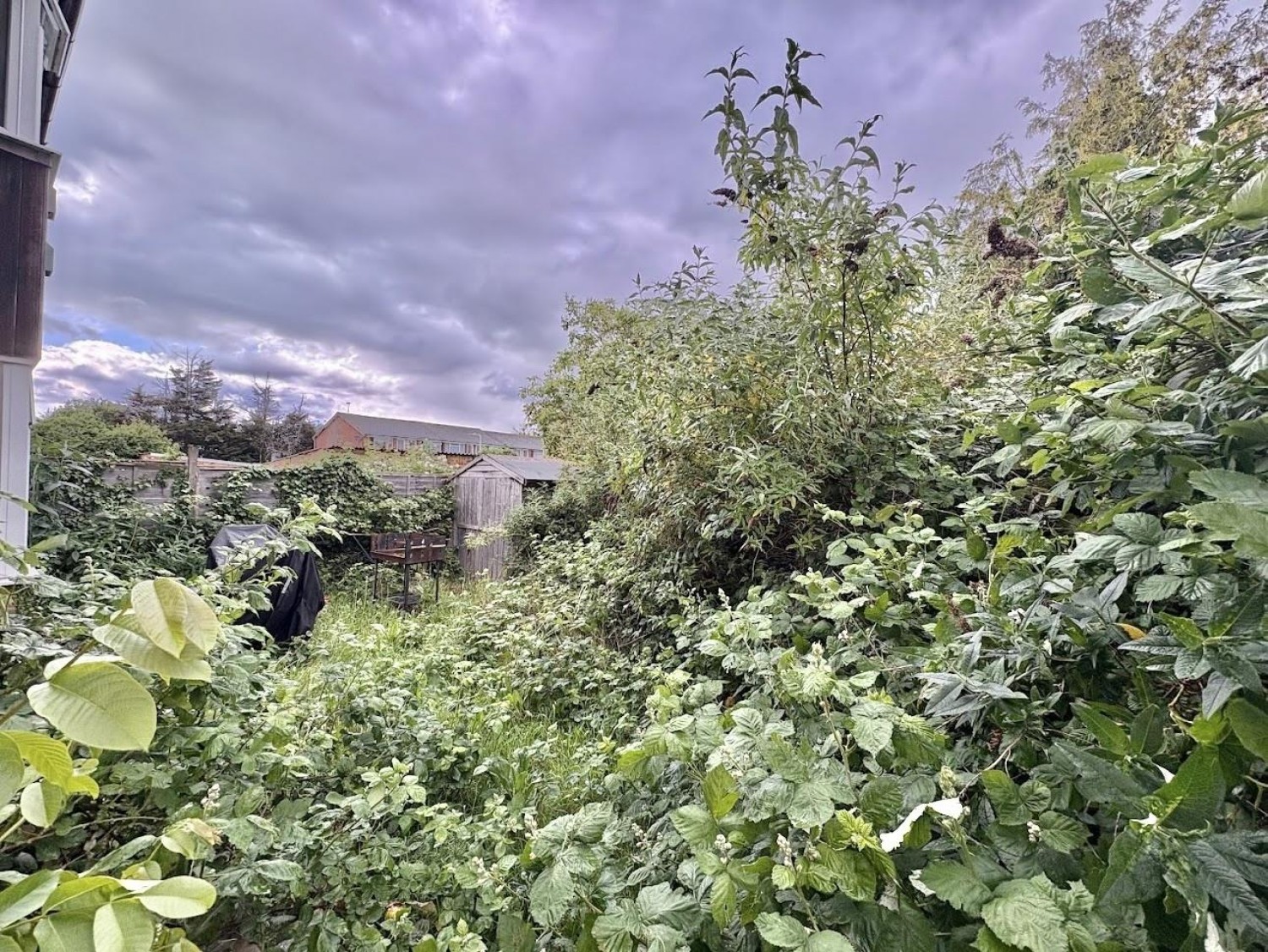 West End Lane, Harlington, Hayes