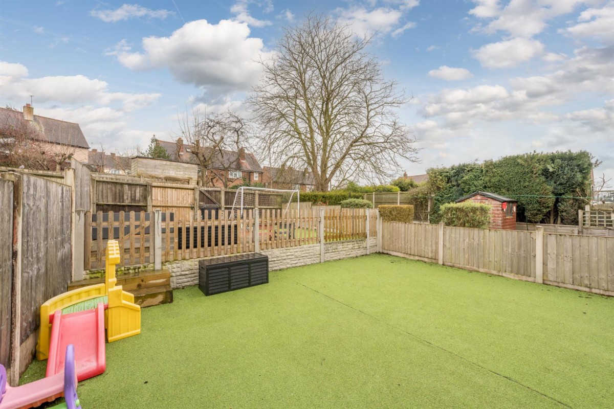 Poplar Road, Kingswinford, DY6 8EU