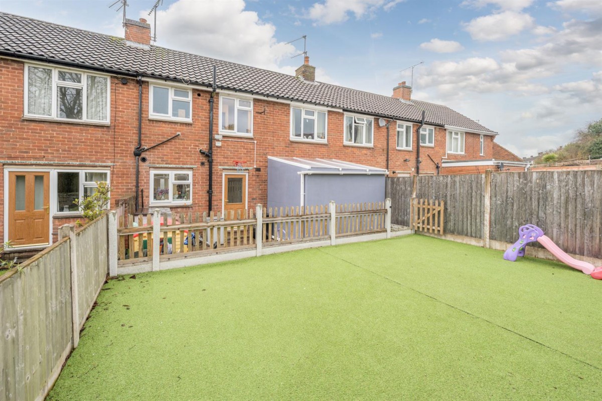 Poplar Road, Kingswinford, DY6 8EU