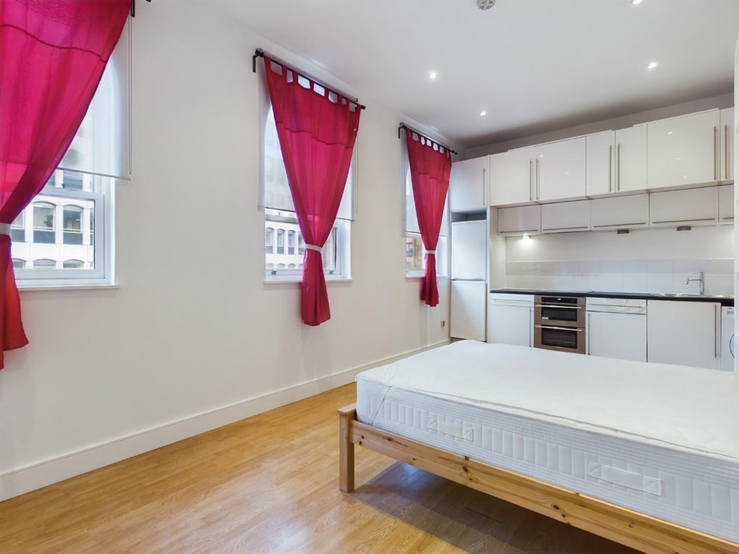 Victoria Street, Redcliff, Bristol, BS1 6BN