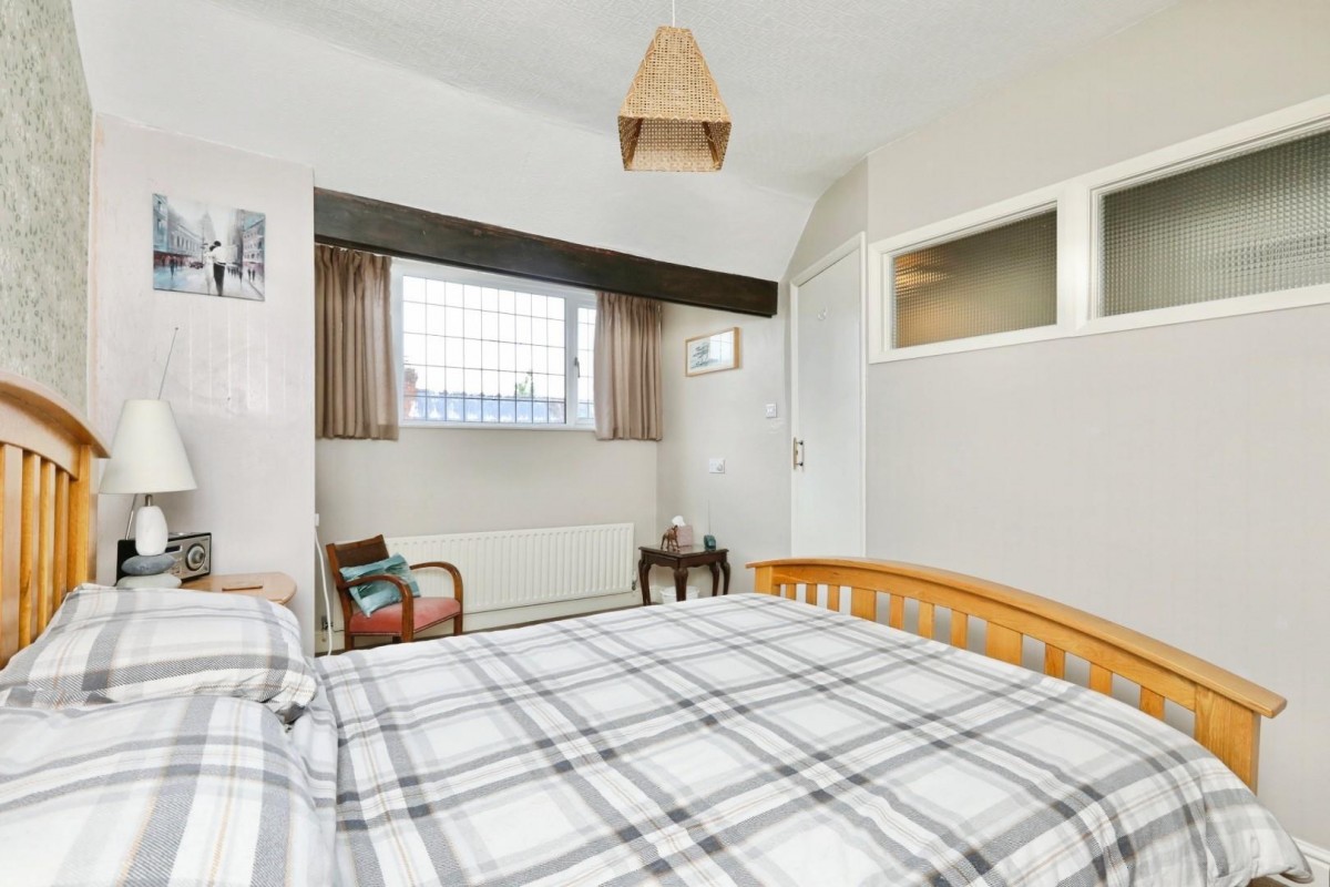 Meersbrook Avenue, Meersbrook, Sheffield, S8 9EB