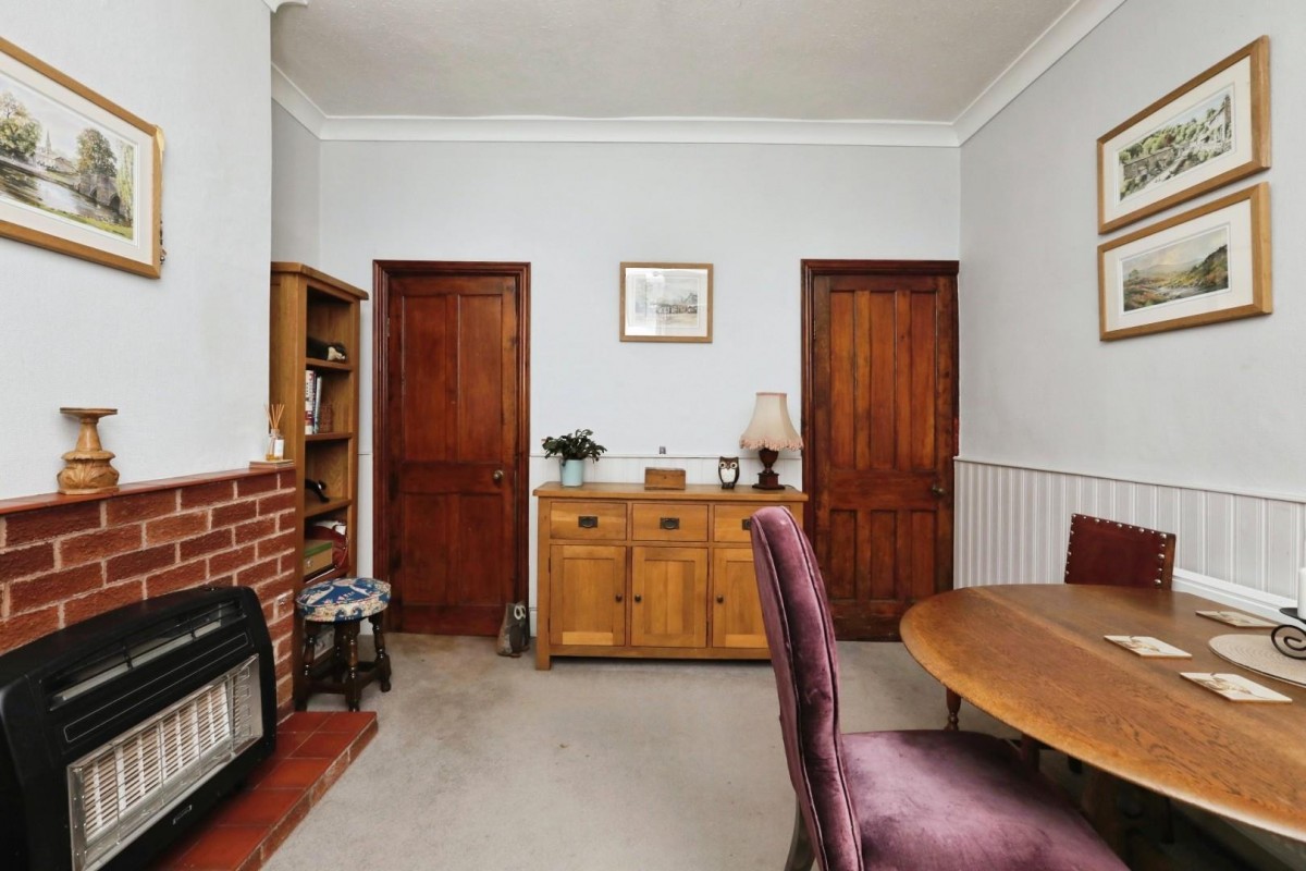 Meersbrook Avenue, Meersbrook, Sheffield, S8 9EB