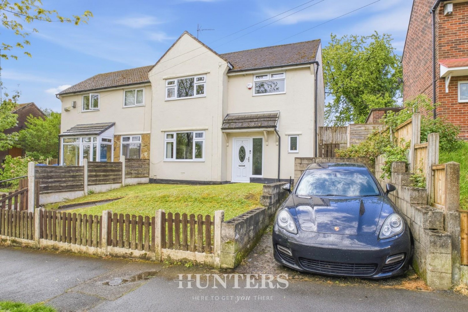 Whalley Road, Middleton M24