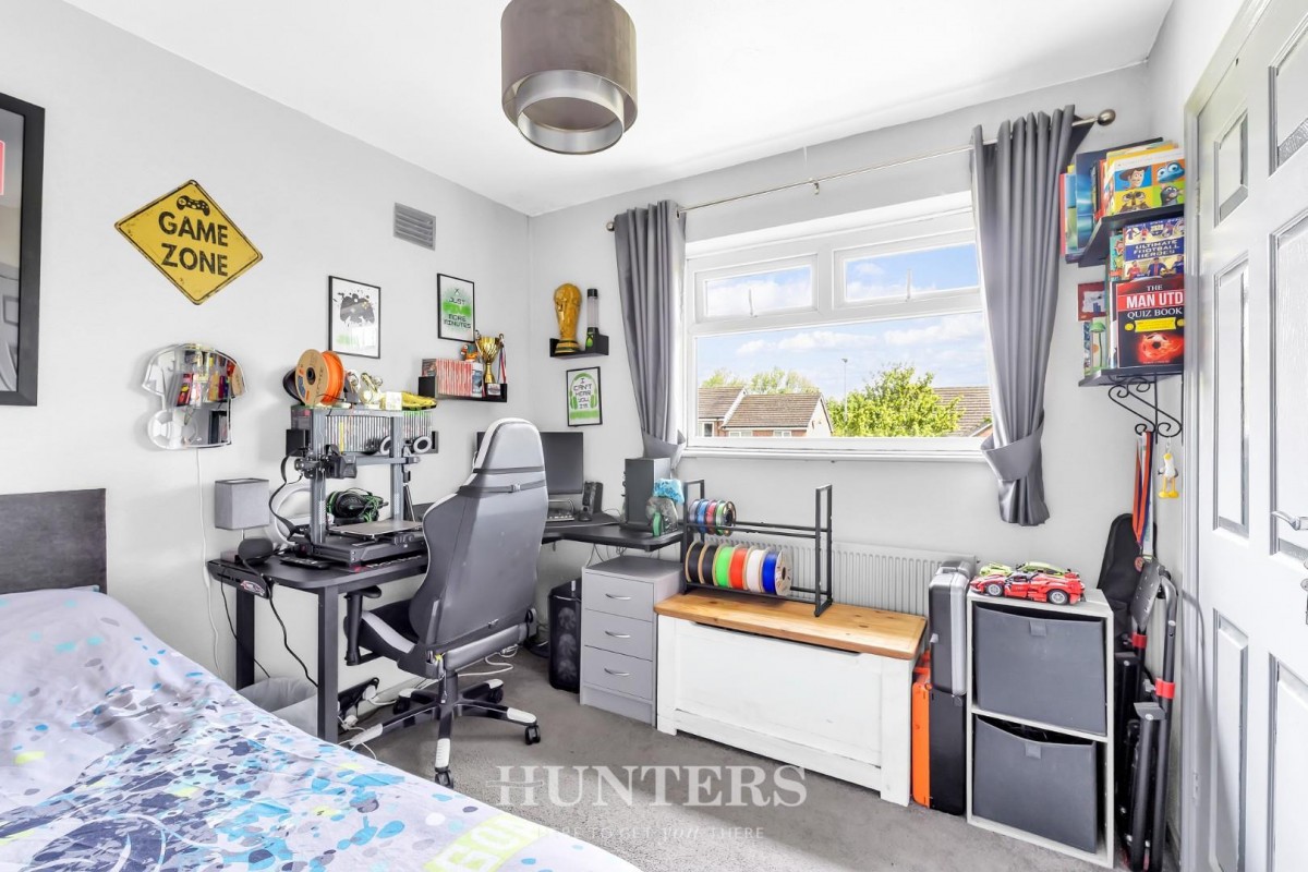 Whalley Road, Middleton M24