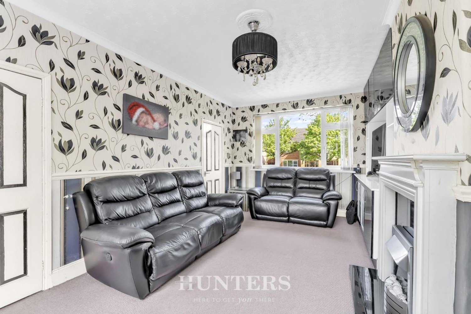 Whalley Road, Middleton M24