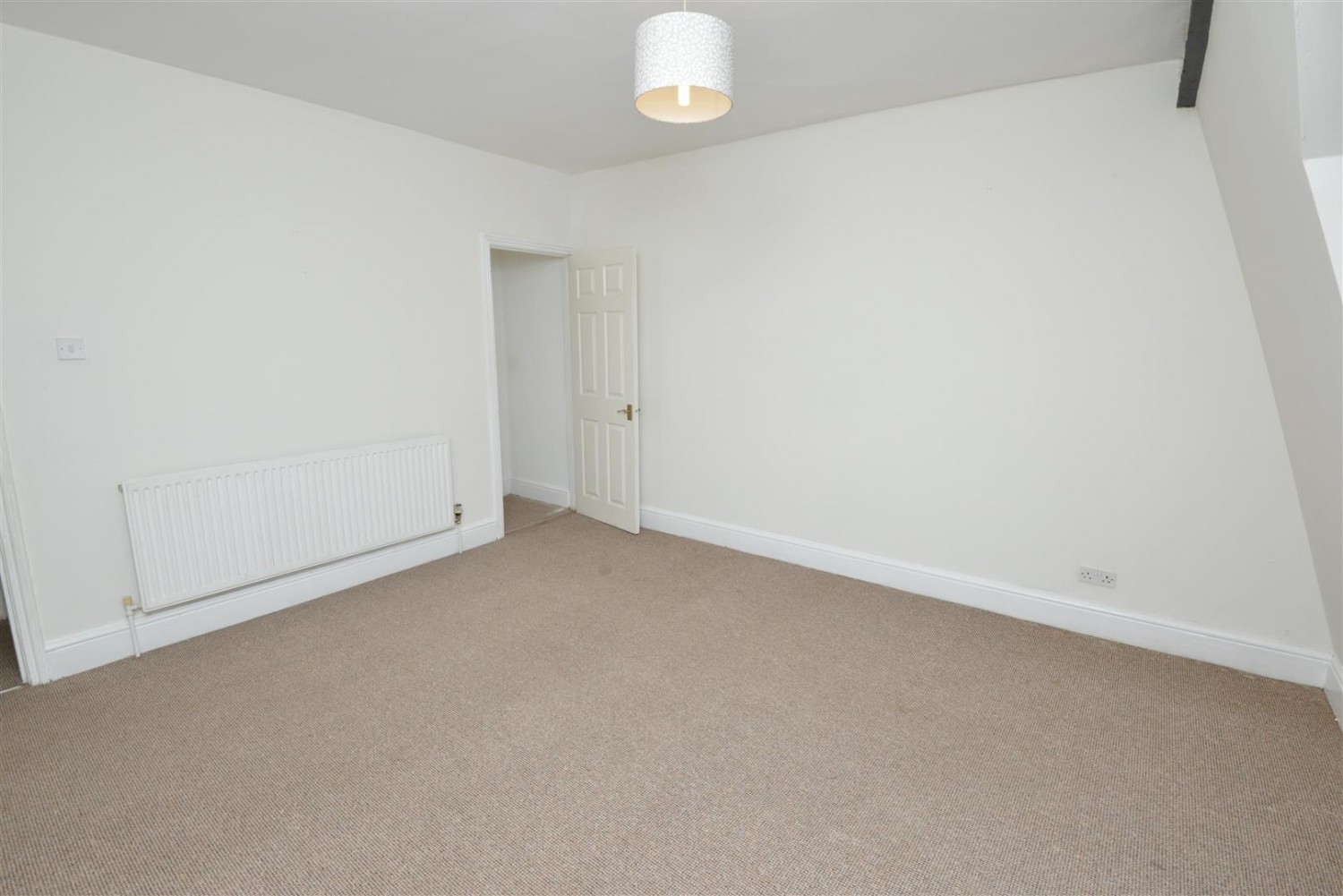 Two Mile Hill Road, Kingswood, Bristol BS15 1BH