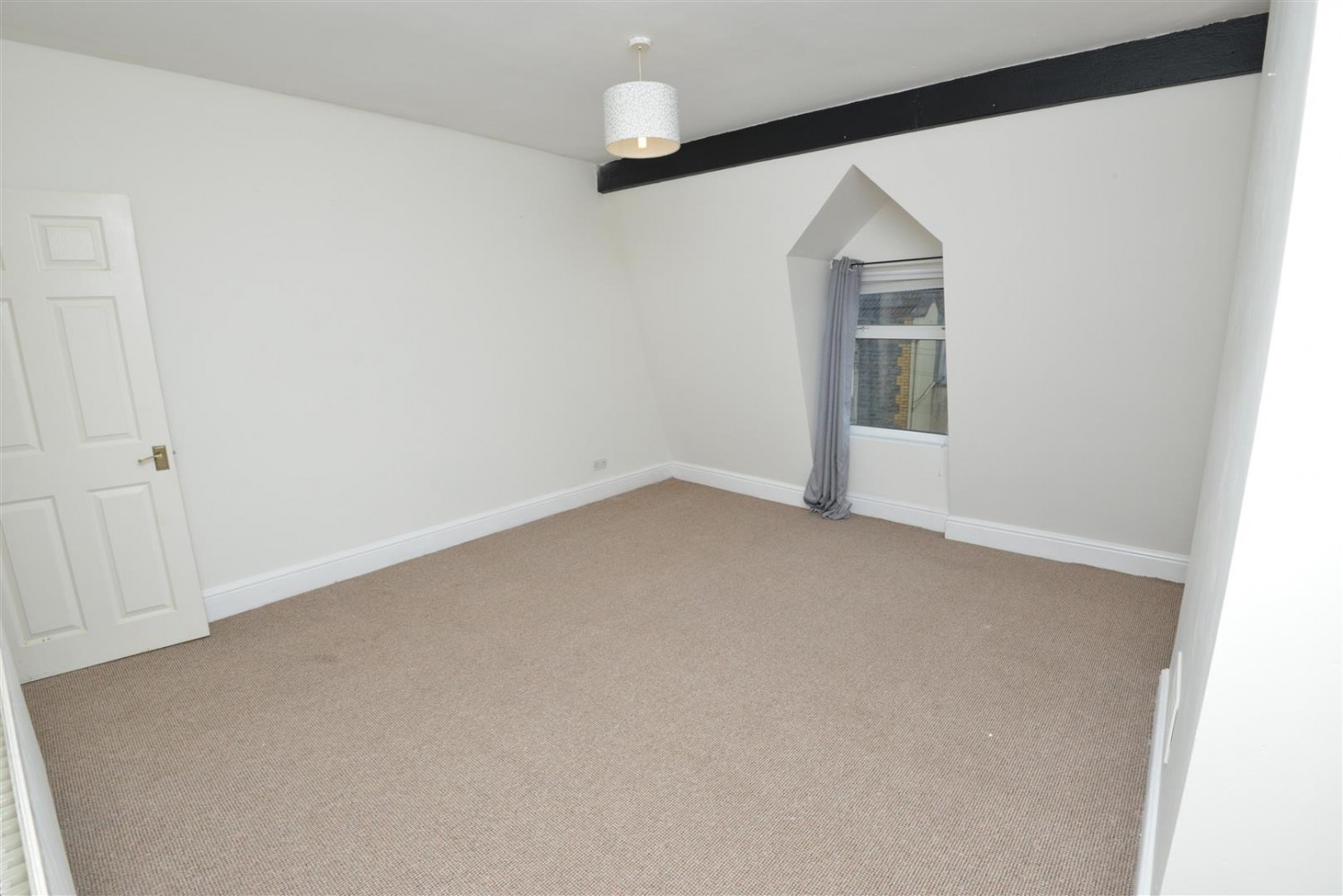 Two Mile Hill Road, Kingswood, Bristol BS15 1BH